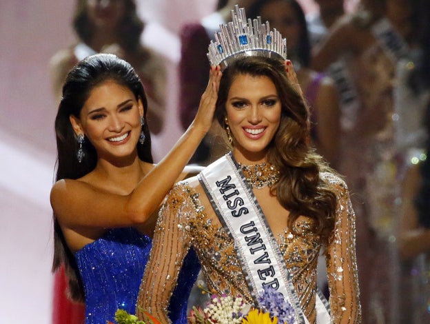 La francesa Iris Mittenaere es la nueva Miss Universo