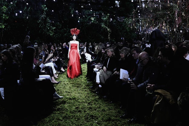 Puntadas de prestigio desde una fría ciudad de la luz