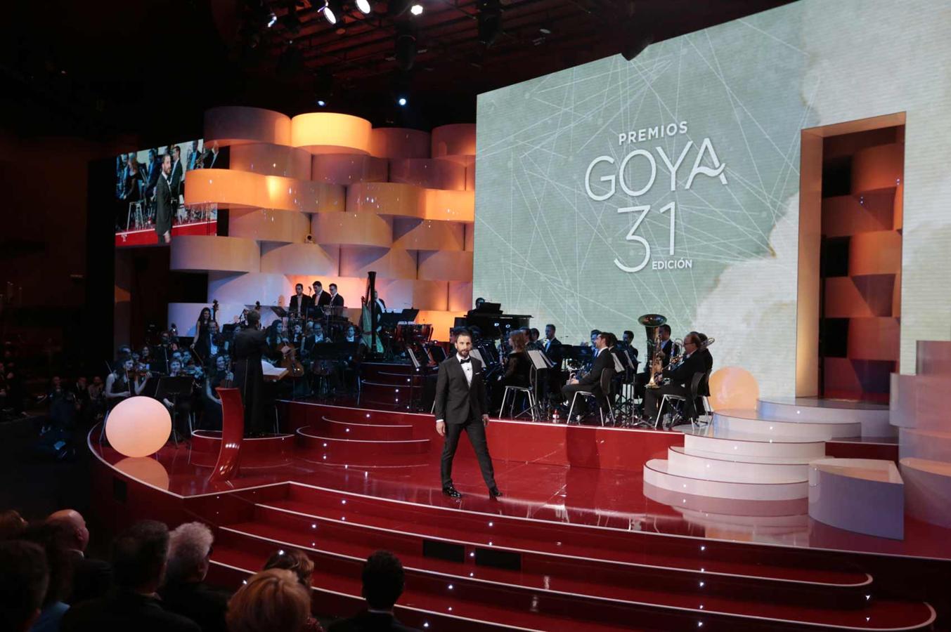 Las mejores fotos de la gala de los Goya 2017: Dani Rovira presentando