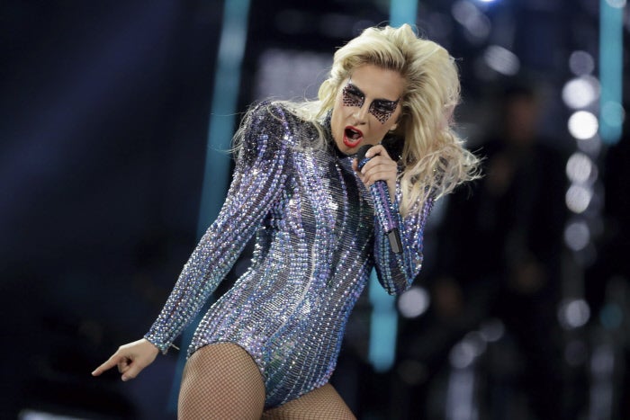 Las mejores imágenes de la actuación de Lady Gaga en la final de la Super Bowl