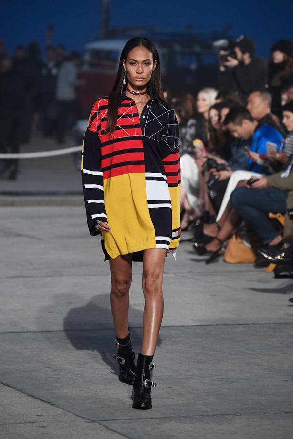 Nuestros looks favoritos del desfile de Tommy Hilfiger