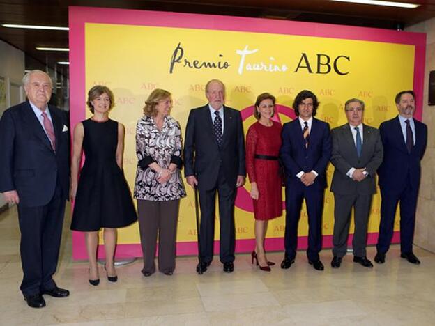 El Rey Juan Carlos preside el IX Premio Taurino ABC