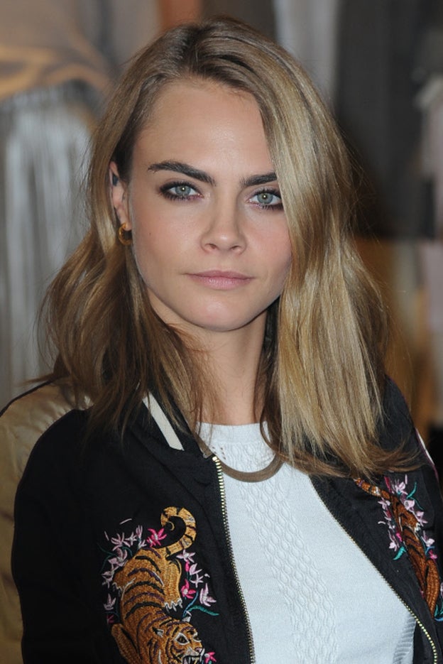 Cara Delevingne escribe una novela adolescente