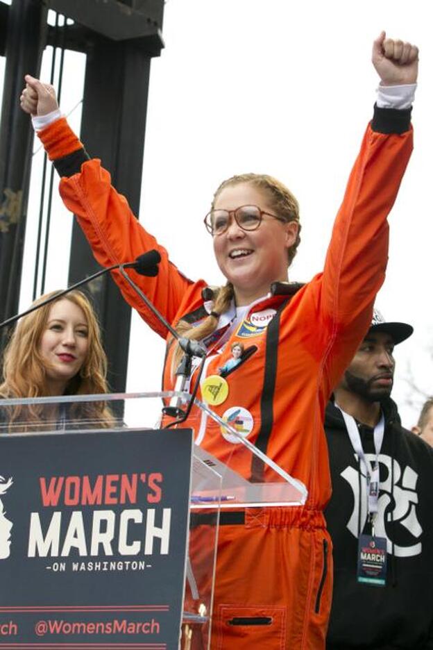 Amy Schumer ya no interpretará a la muñeca Barbie