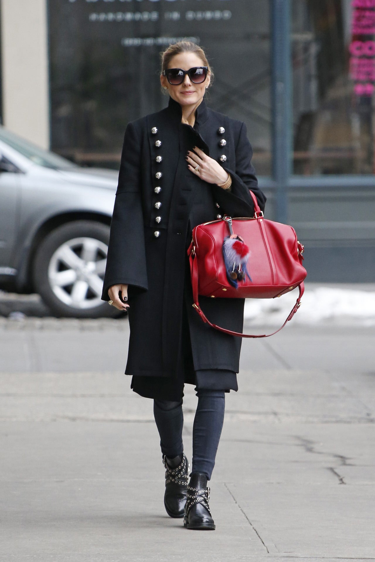 10 chaquetas militares de entretiempo para copiar a Olivia Palermo