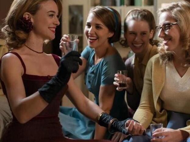 Alerta sofá: avalancha de grandes series en abril