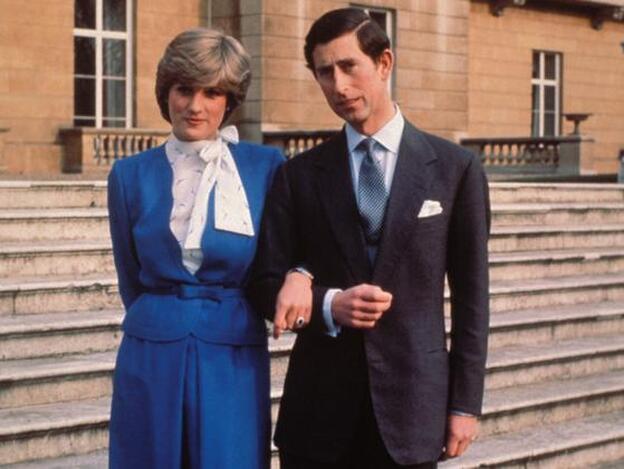 Carlos de Inglatera no estaba enamorado de Diana cuando se prometió