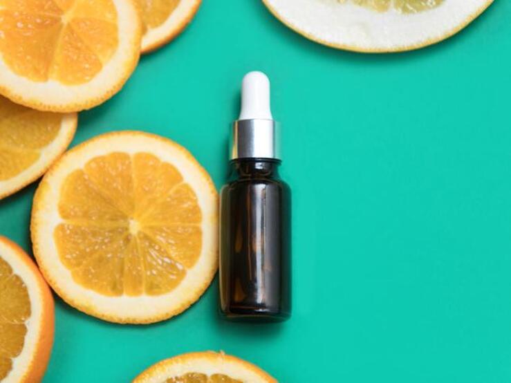 Cremas y otros cosméticos con Vitamina C para un rostro radiante