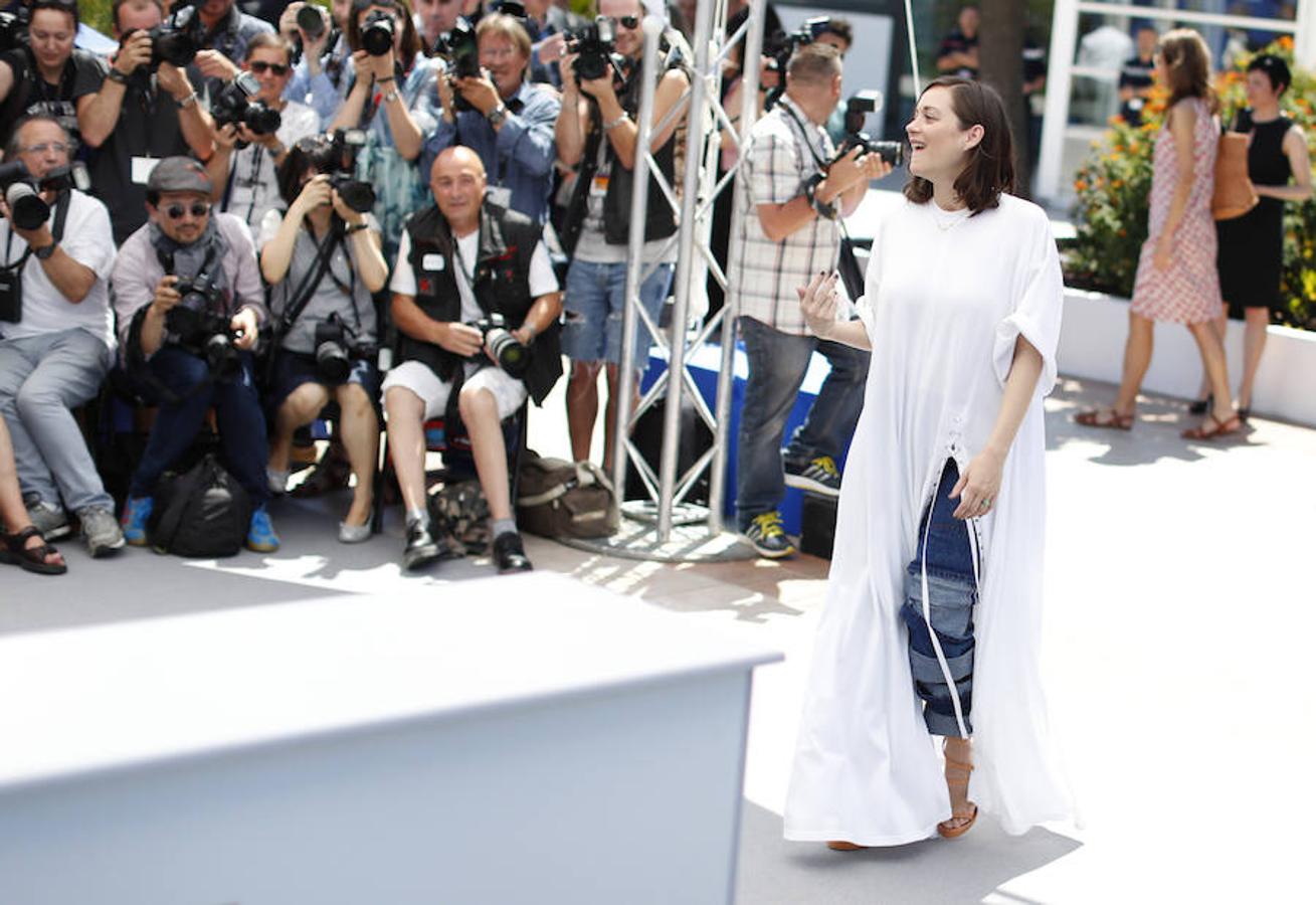 Los looks de día de Cannes: Marion Cotillard