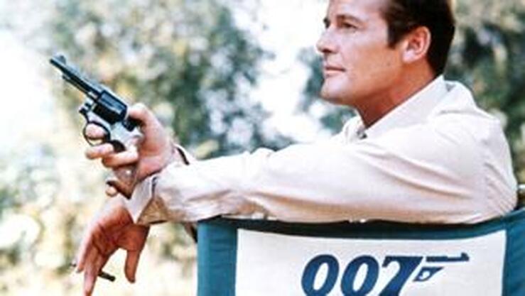 Las 19 películas de Roger Moore que deberías haber visto