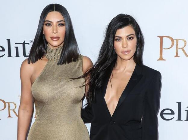 Kourtney se ofrece a gestar para su hermana Kim Kardashian