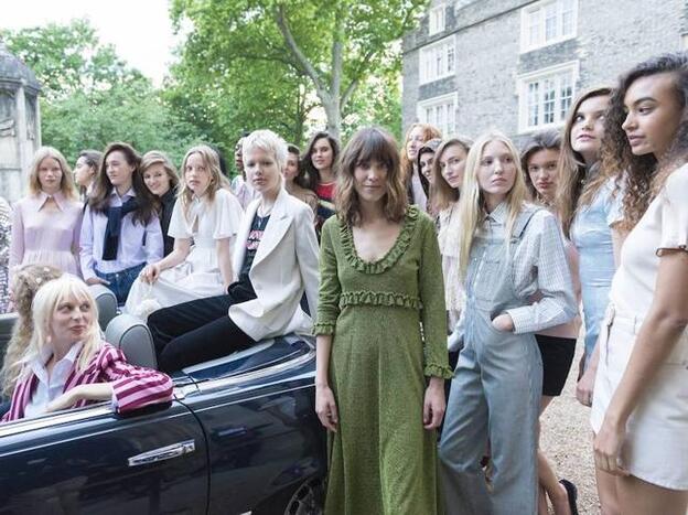 El tierno homenaje a su padre de Alexa Chung