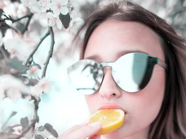 Lo bueno y lo malo de beber agua con limón por las mañanas