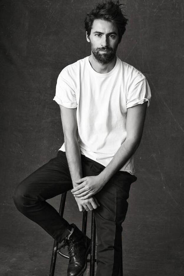 En directo: Juan Vidal, al frente del desfile de jóvenes diseñadores