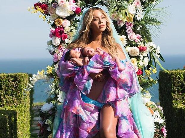 Beyoncé presenta a sus mellizos con esta foto de Instagram./IG