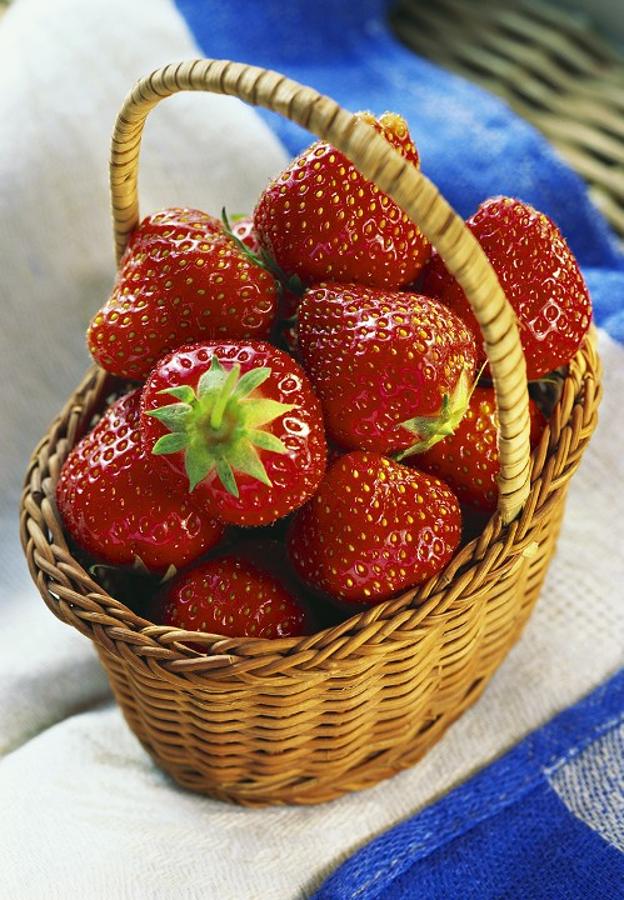 Alimentos contra el estreñimiento: fresas