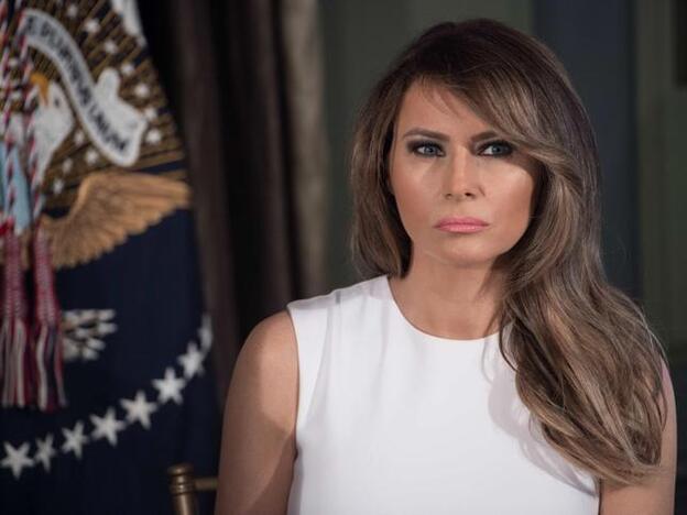 Carcajada global por el 'look' de Melania Trump