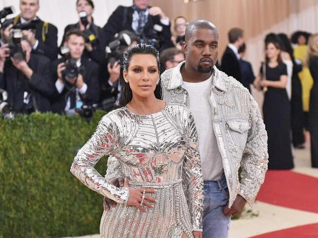Kim Kardashian y Kanye West serán padres en enero