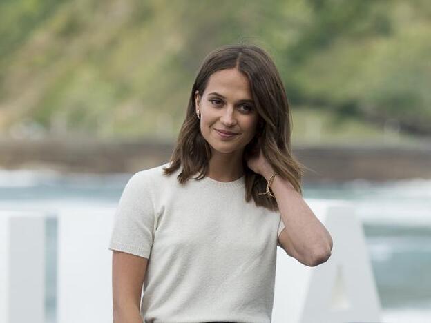 Alicia Vikander estrena corte de pelo