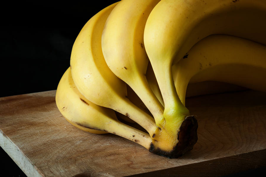 Alimentos para la caída del cabello: plátano