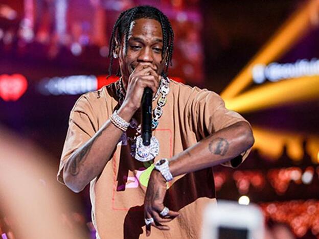 ¿Quién es Travis Scott, el padre del posible nuevo bebé Jenner?