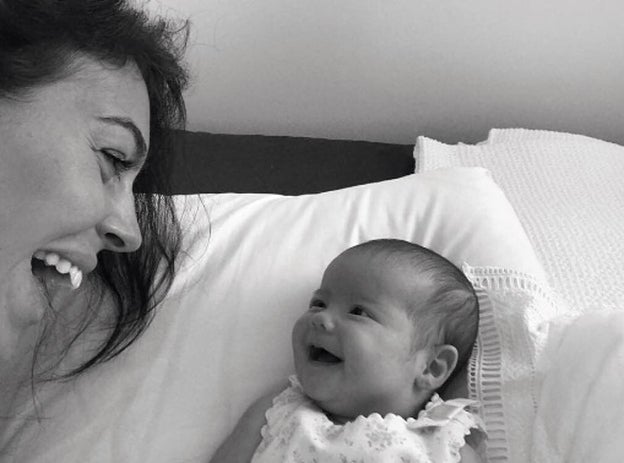 Georgina muestra su lado maternal en las redes sociales