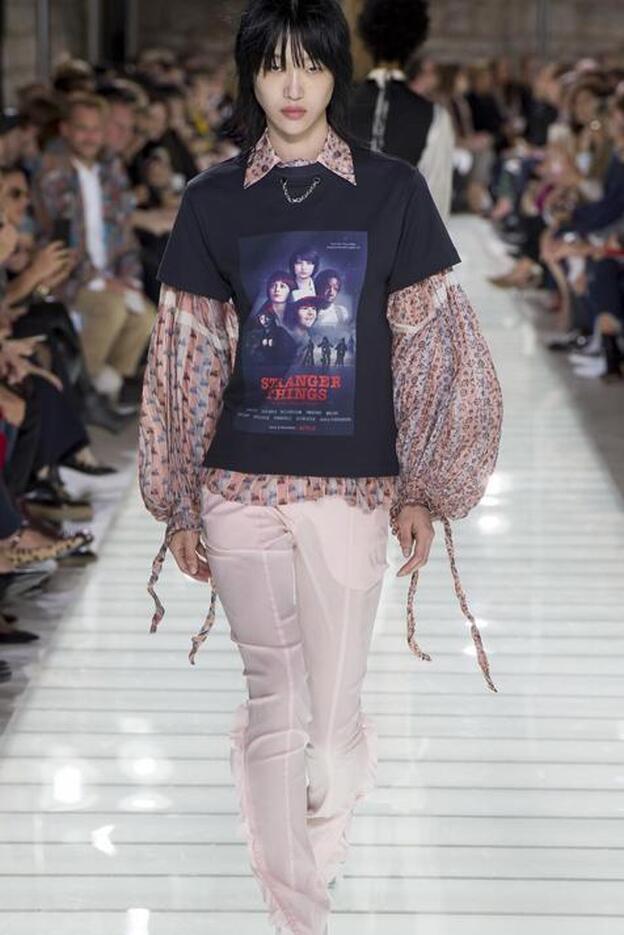 Nicolas Ghesquière 'trollea' su propio desfile para Louis Vuitton