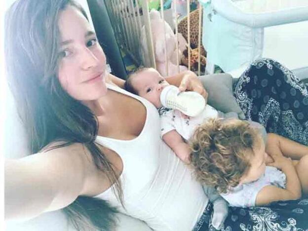 Malena Costa estalla contra los que la tachan de mala madre