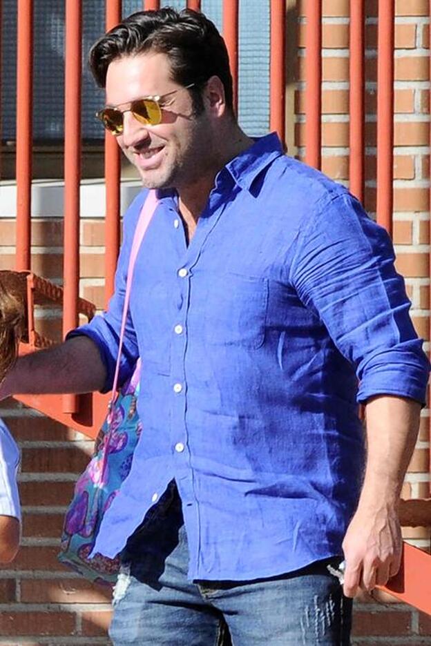 Primeras imágenes de David Bustamante tras conocerse su (no) romance con Ares Teixidó