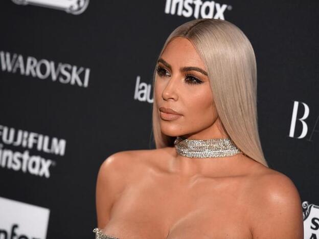 Kim Kardashian se fue a Disneyland sin pantalones