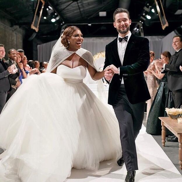 Tres vestidos de novia (y unas zapatillas) para Serena Williams