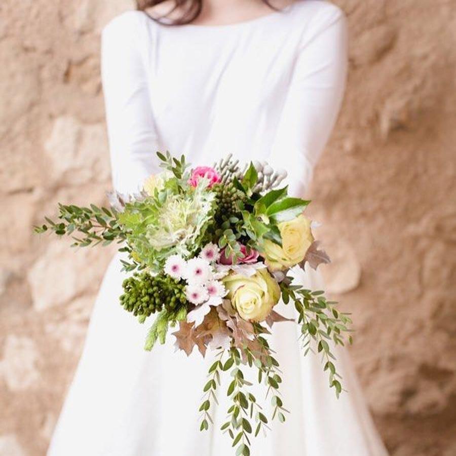 Ideas para elegir el ramo de novia de tu boda: en verde y flores color pastel