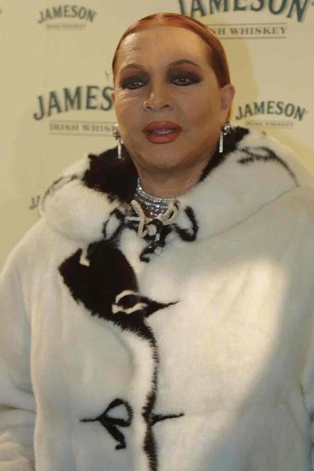 Piden seis años de cárcel para el exadministrador de Sara Montiel