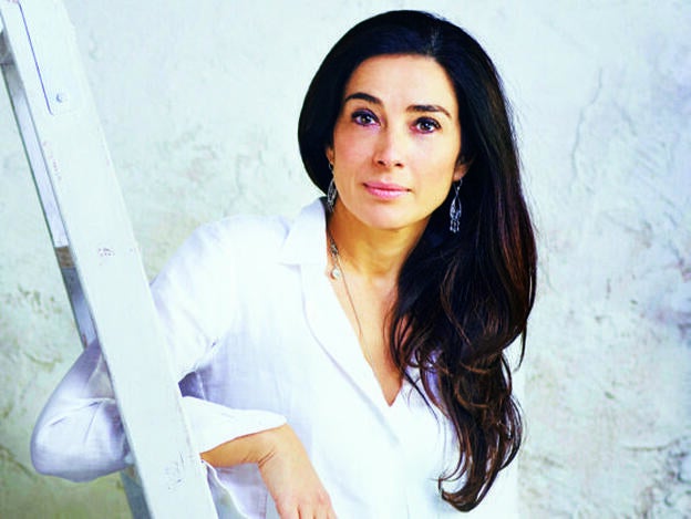 Cristina López Barrio: "Las historias nos salvan la vida"