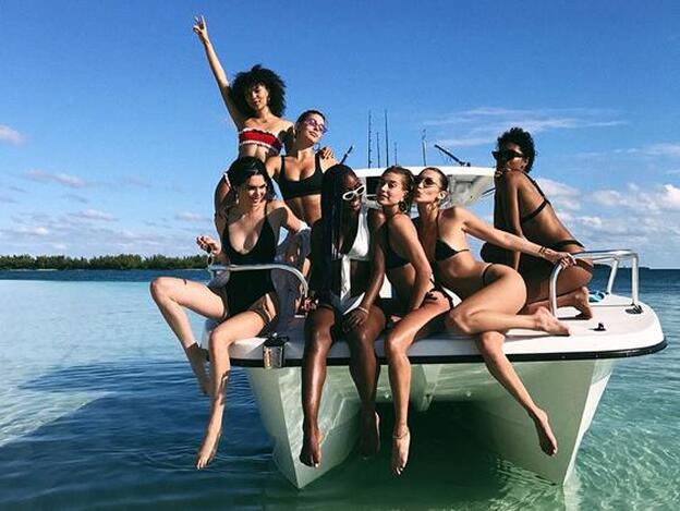 Kendall Jenner, Bella Hadid, Hailey Baldwin y amigas de vacaciones en Bahamas./instagram - @kendalljenner