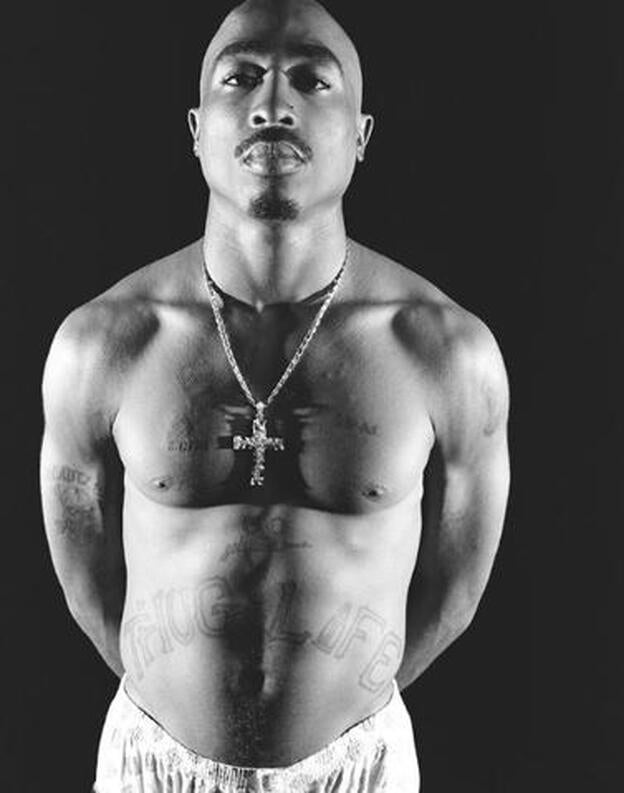 Sale a subasta la foto del pene del rapero Tupac Shakur