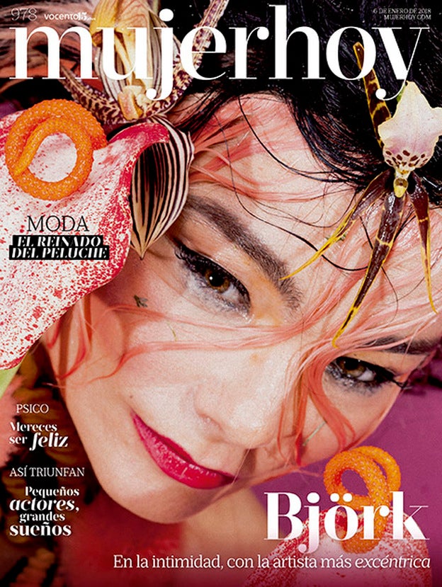 Björk y su extravagancia en la portada de Mujerhoy