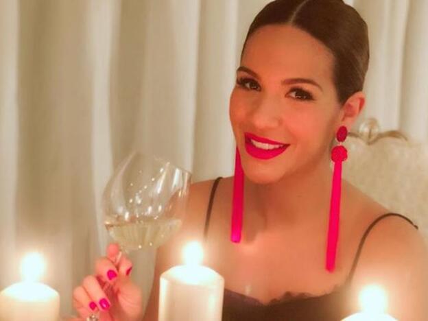 Tamara Gorro celebra su millón de seguidores con un desnudo