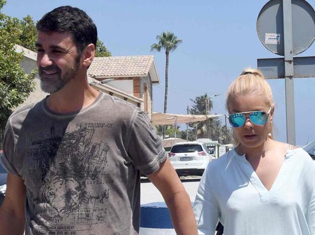 Jesulín de Ubrique desmiente que esté en crisis con María José Campanario