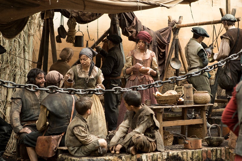 La peste: las mejores fotos de la serie de la que todos hablan