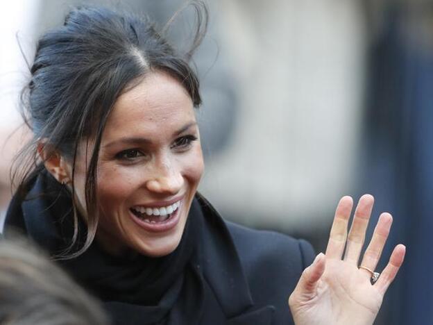 Meghan Markle tiene el abrigo perfecto para cualquier ocasión
