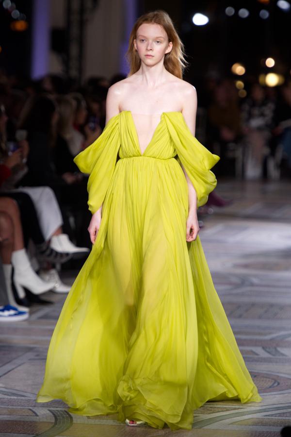 Los mejores looks de la Alta Costura de París: Giambattista Valli