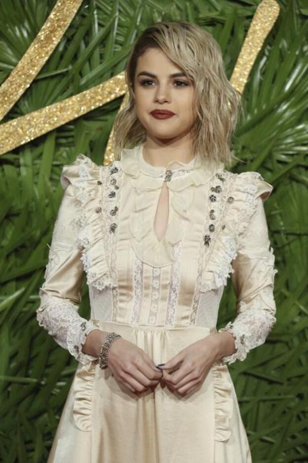 Justin Bieber y la madre de Selena Gómez acuden juntos a terapia