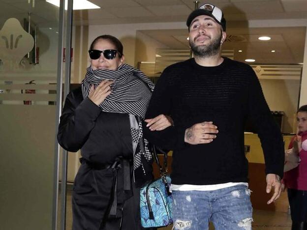 Kiko Rivera presenta a su hija Carlota en Instagram