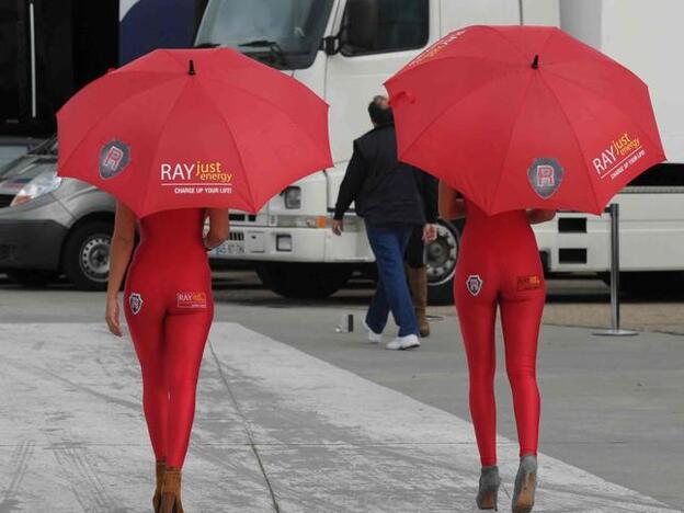 Las paragüeras desaparecen del 'paddock' de la Fórmula 1