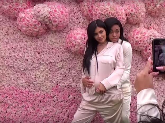 El nombre que se rumorea para la hija de Kylie Jenner es... raro