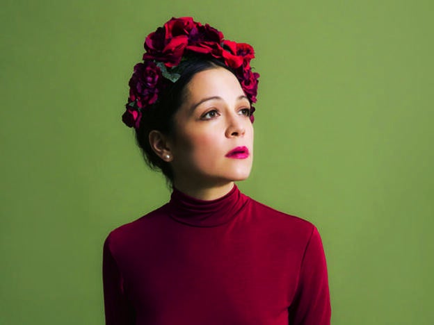 Natalia Lafourcade, oda a las raíces