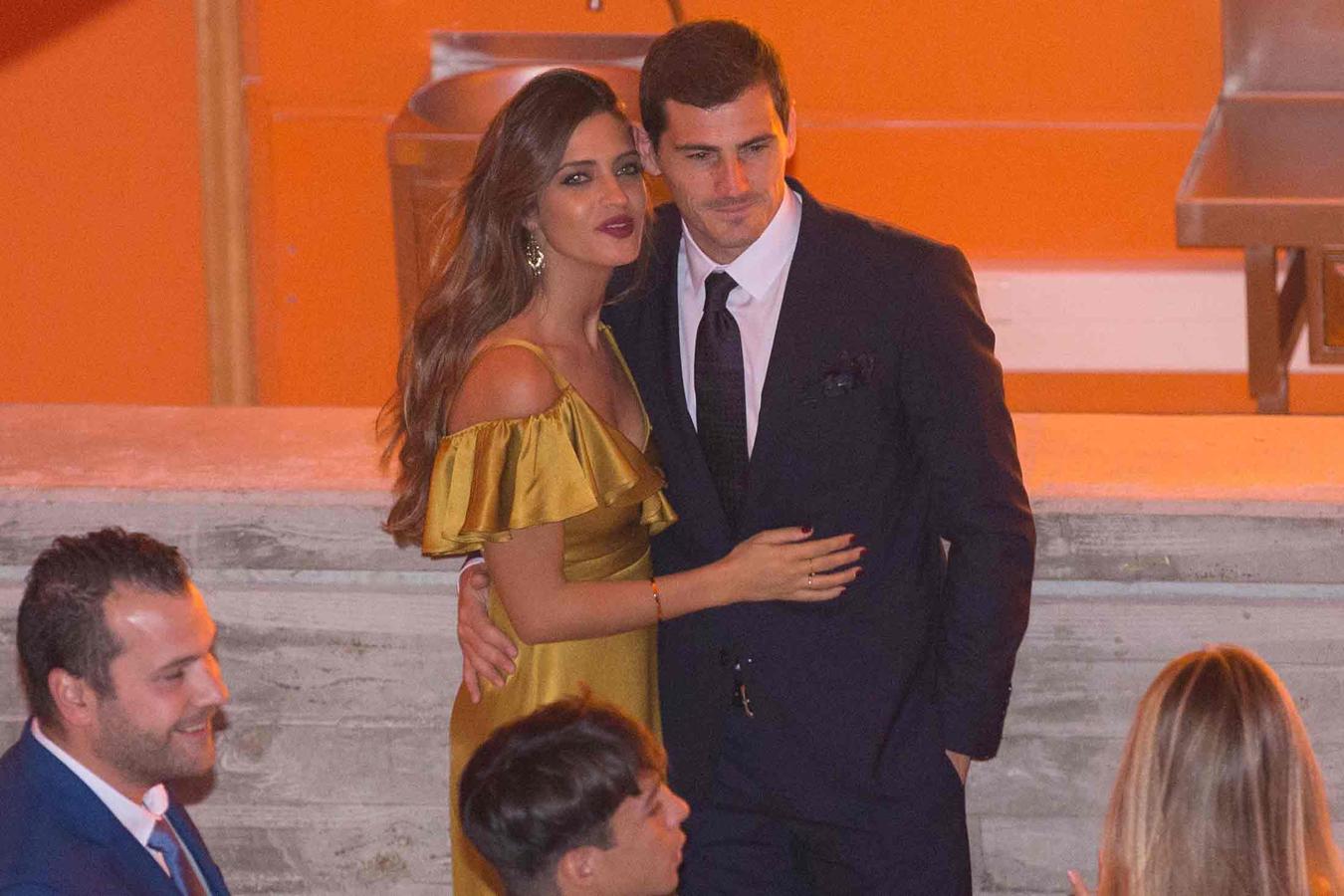 El amor de Sara Carbonero e Iker Casillas, en fotos: pareja ideal