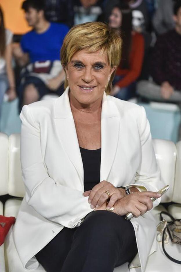 La 'felación' en directo de Chelo García Cortés