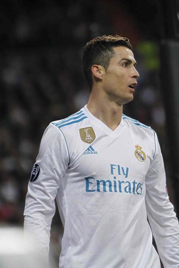 La foto viral de la abuela de Cristiano Ronaldo. ¿Realmente se parecen?